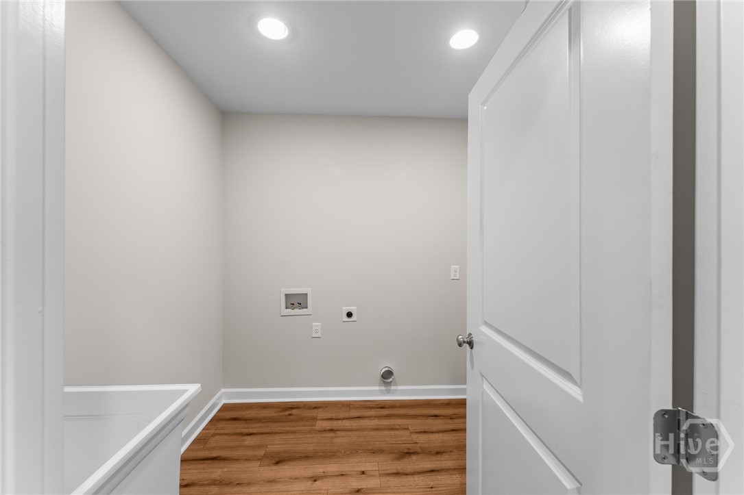 227 Chatham Avenue Property Photo 30