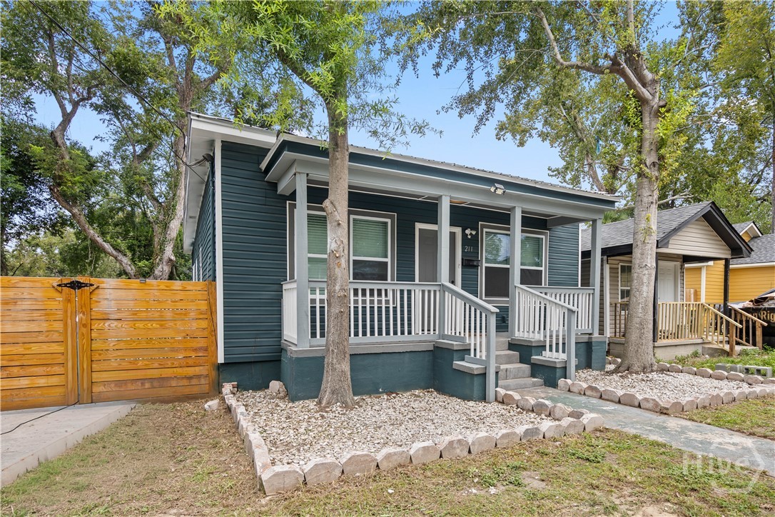 211 Millen Street Property Photo 3