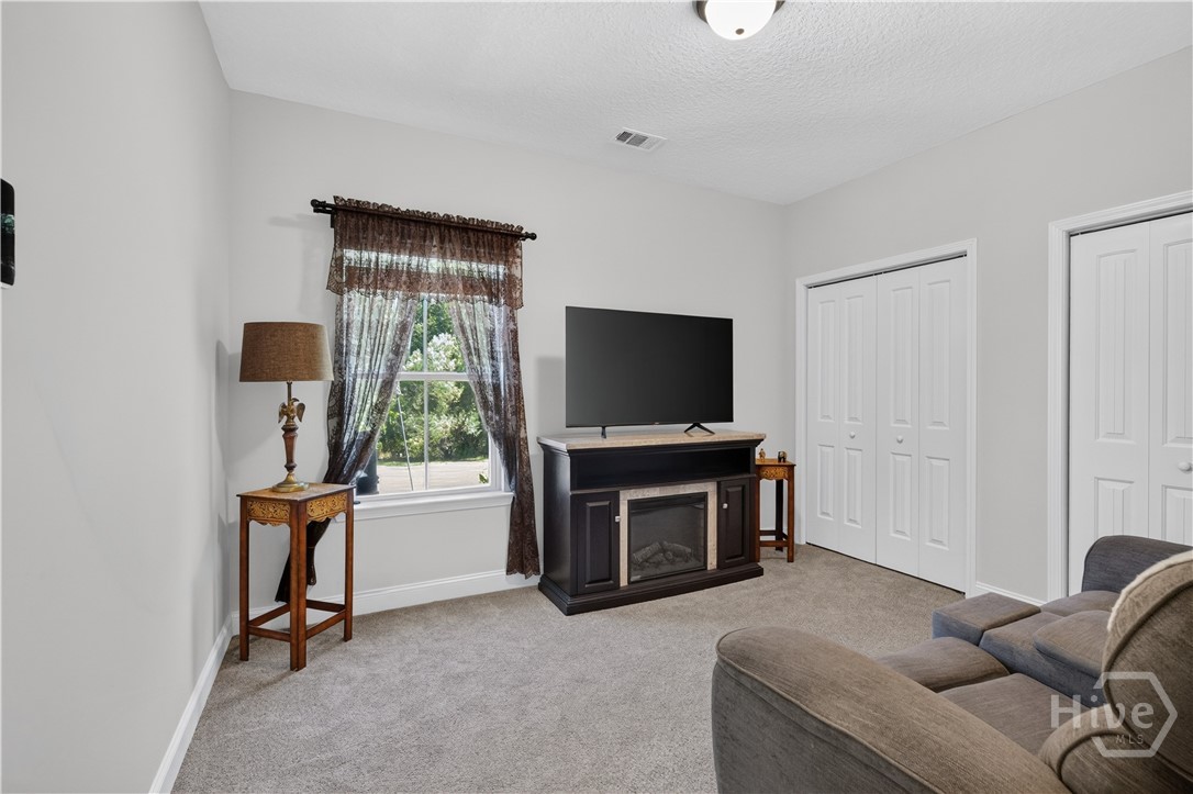 937 Meloney Drive Property Photo 18