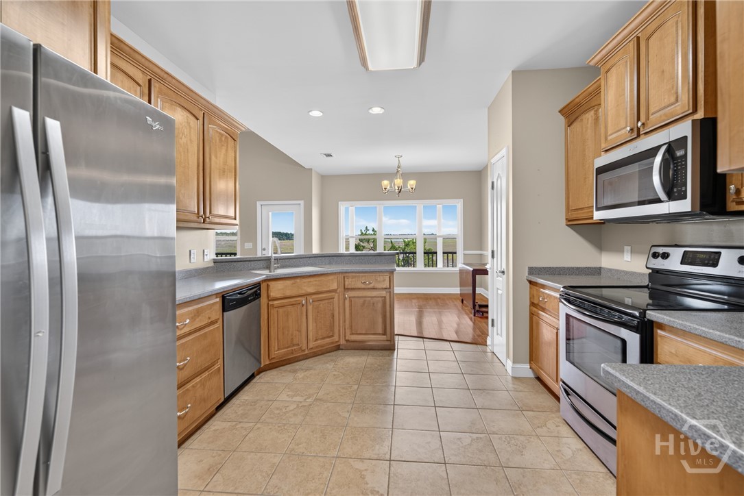 73 Ocean Road Property Photo 16