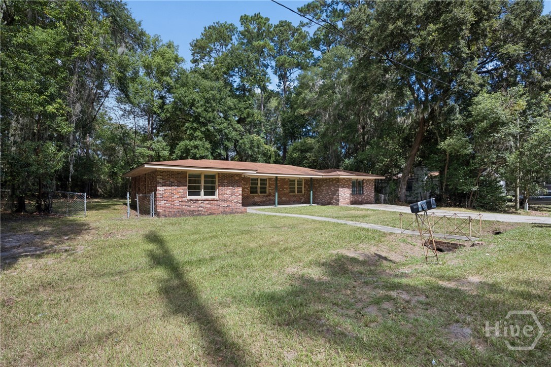 2210 Bona Bella Avenue Property Photo 2