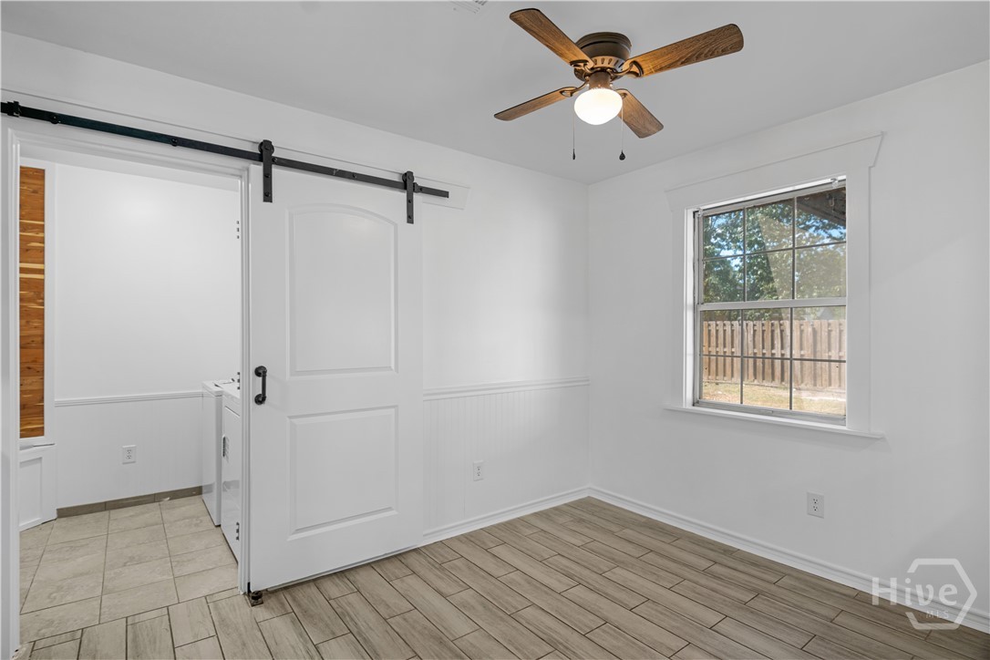 975 Wedgewood Way Property Photo 11