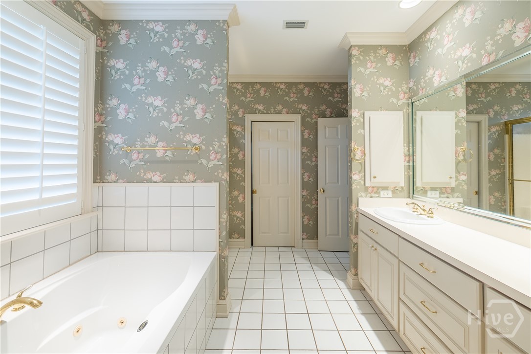 1190 Delegal Drive Ne Property Photo 29