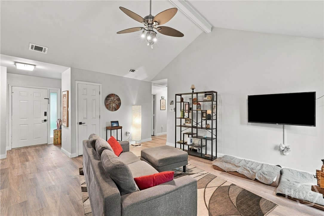 77 Red Fox Drive Property Photo 4