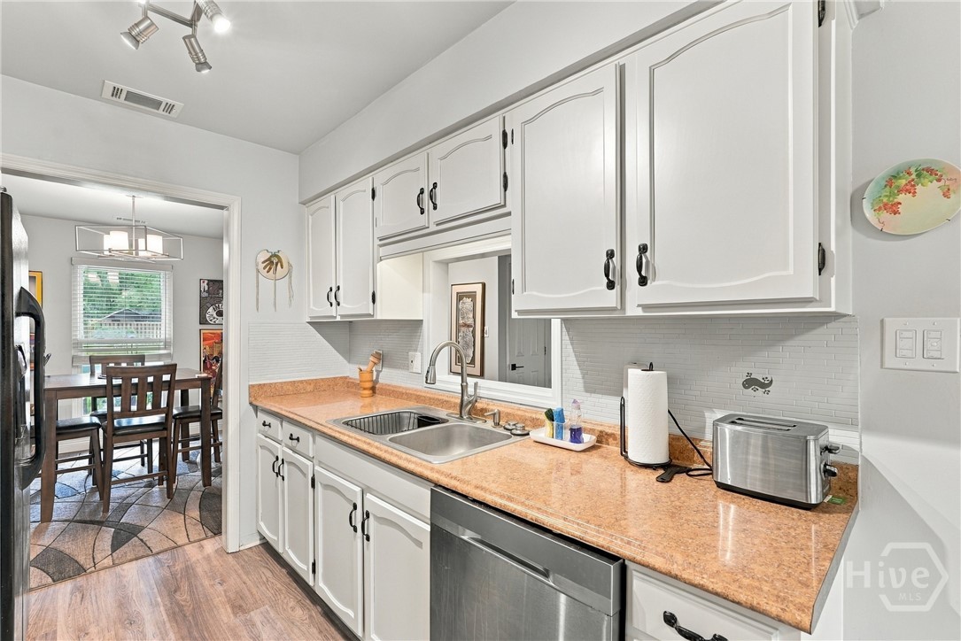 77 Red Fox Drive Property Photo 10