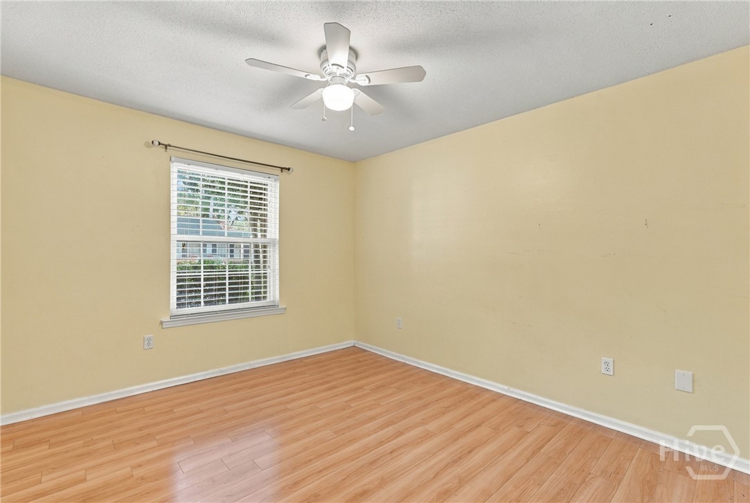 6 Navigator Lane Property Photo 15