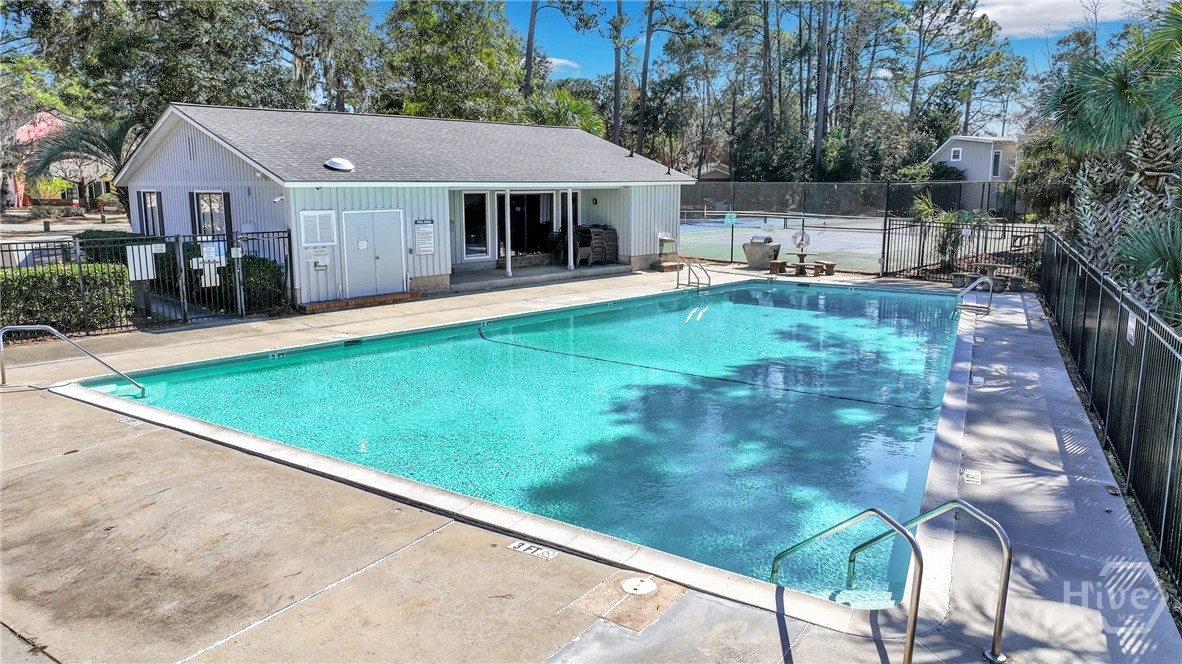 6 Navigator Lane Property Photo 35