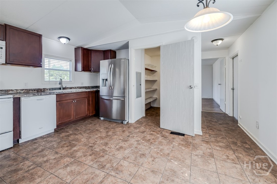 2923 Sandhill Road Property Photo 12