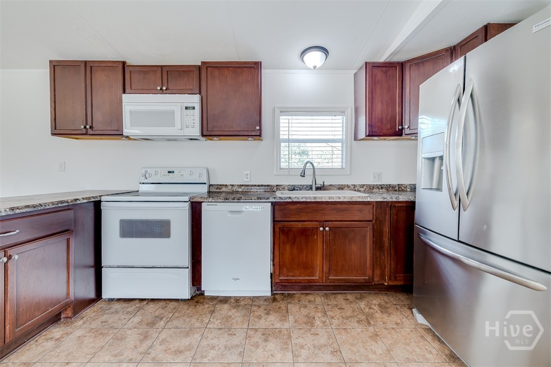 2923 Sandhill Road Property Photo 13