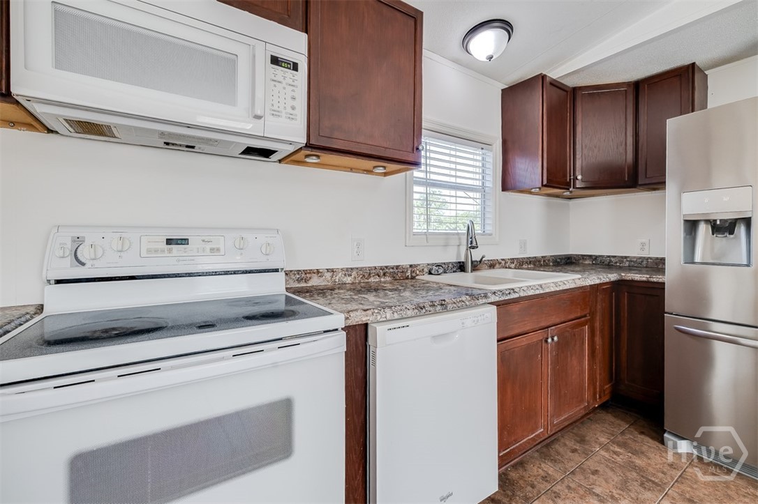 2923 Sandhill Road Property Photo 15