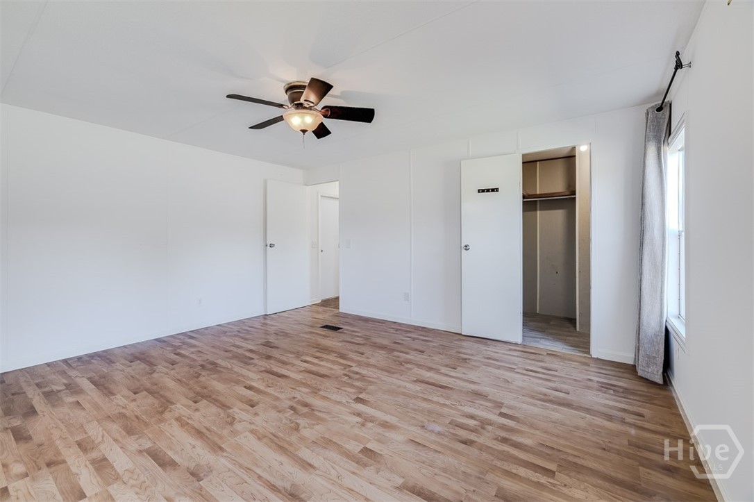 2923 Sandhill Road Property Photo 21