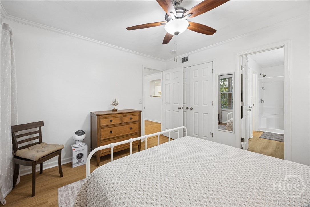 401 N Cromwell Road E8 Property Photo 16