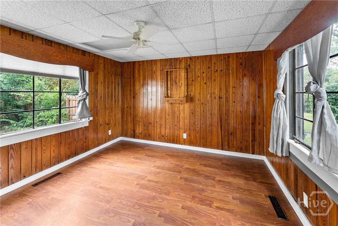 505 E 63rd Street Property Photo 6