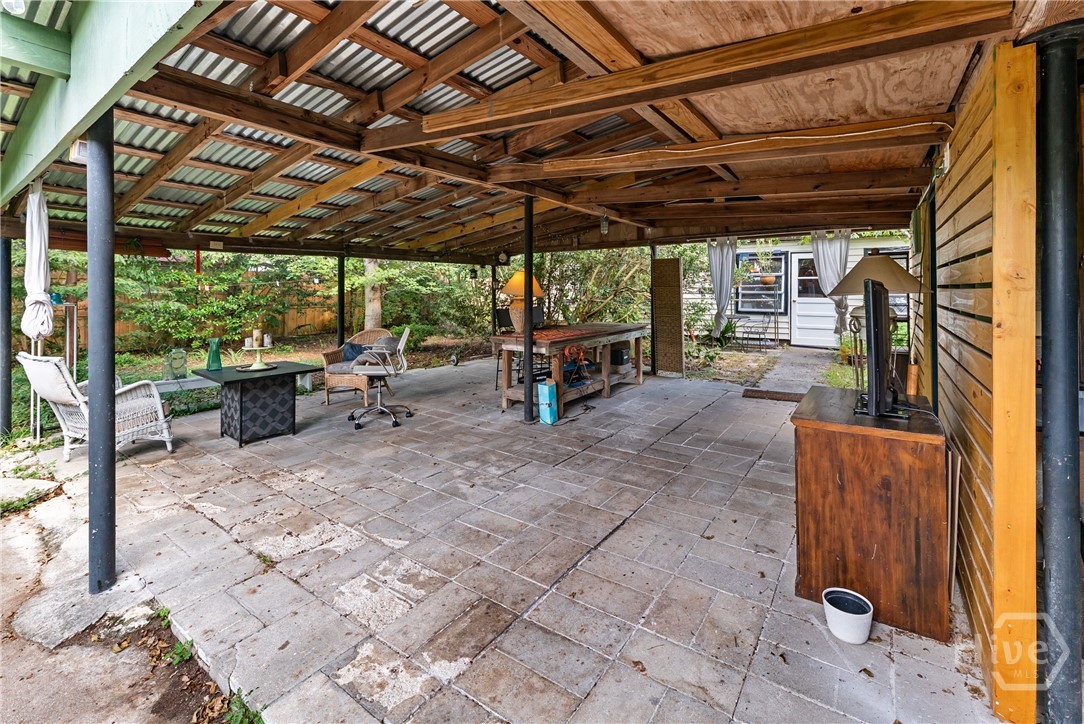 505 E 63rd Street Property Photo 19
