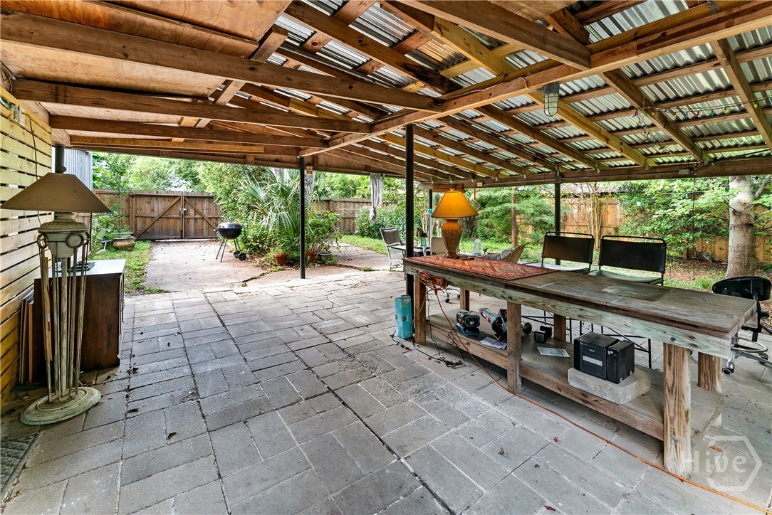 505 E 63rd Street Property Photo 22
