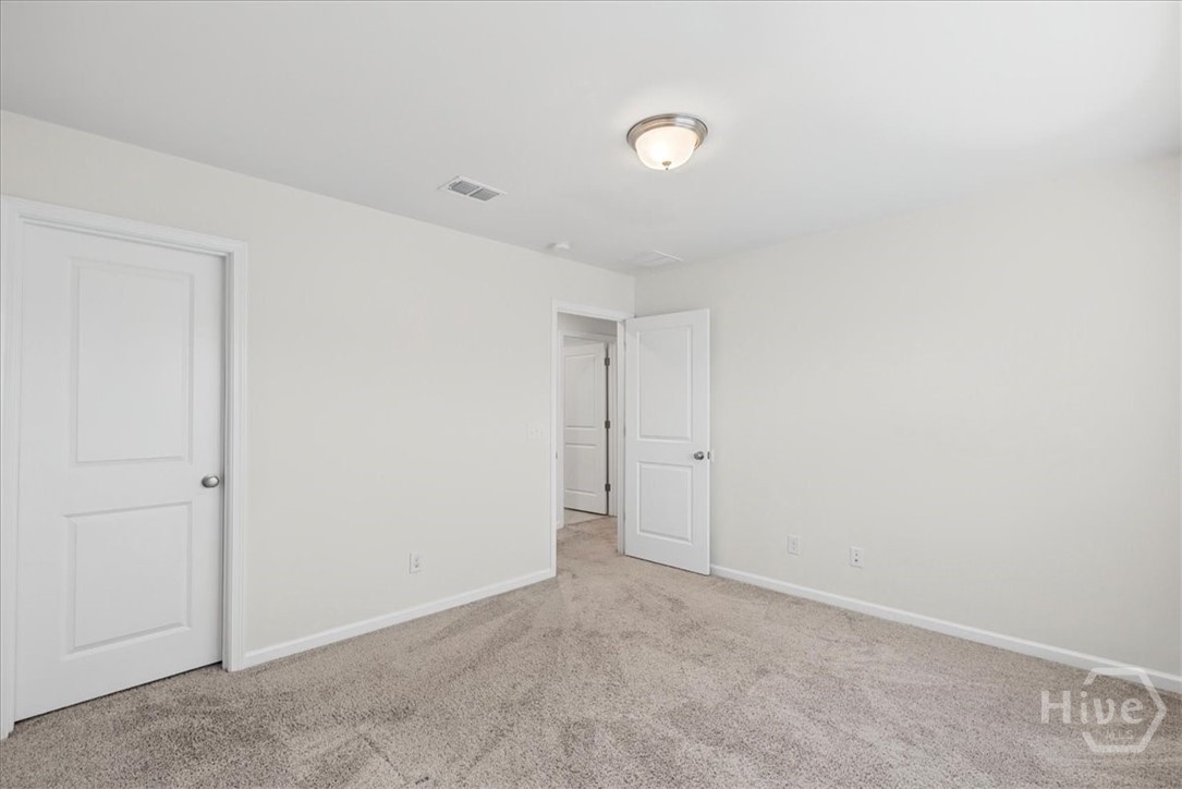 33 Southern Way Property Photo 17