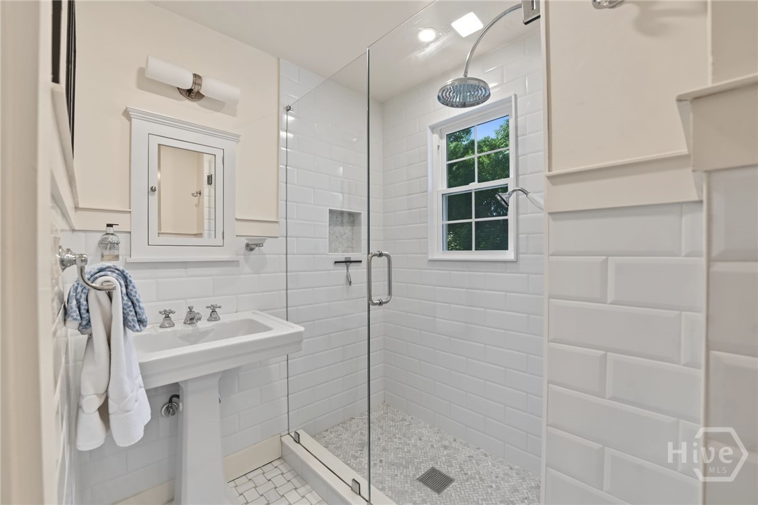 3204 Abercorn Street Property Photo 15