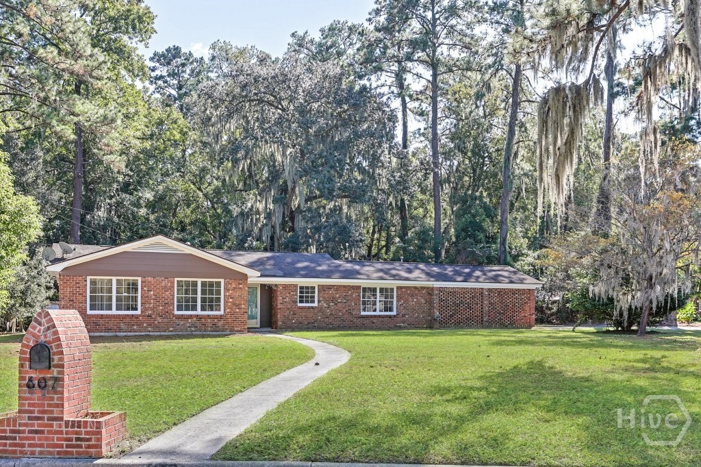 607 Glenbrook Road Property Photo 1