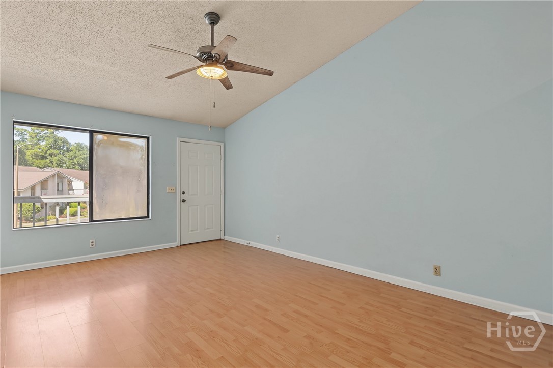 104 Oyster Shell Road E6 Property Photo 10