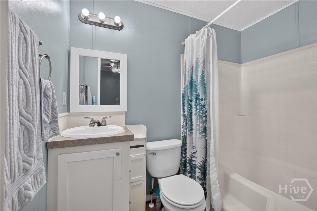 4 Talmadge Drive Property Photo 16
