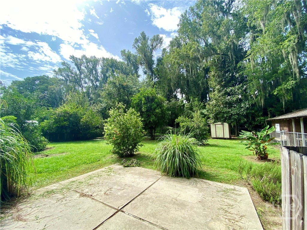 11112 Bliss Avenue A Property Photo 2