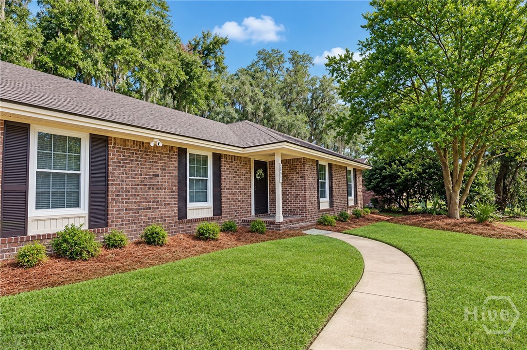 111 Shamrock Circle Property Photo 4