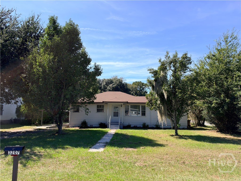 3207 Woodlawn Drive Property Photo 1