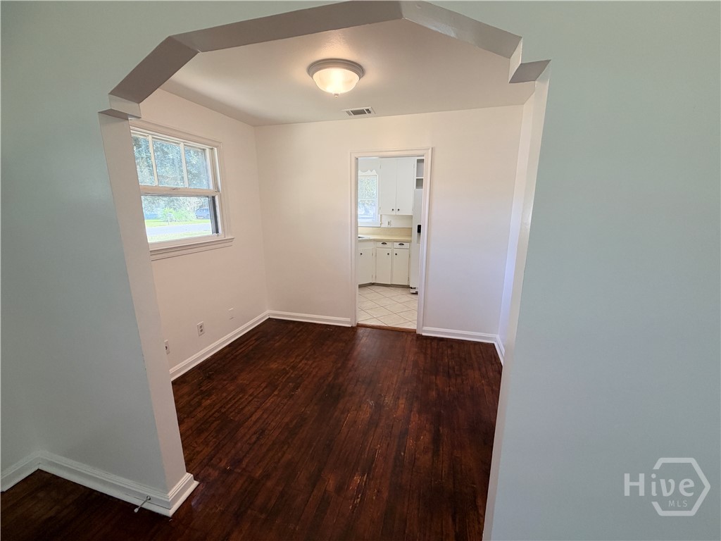 3207 Woodlawn Drive Property Photo 7