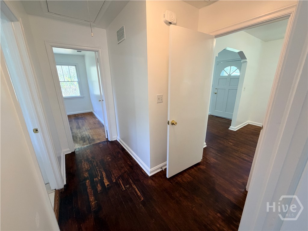 3207 Woodlawn Drive Property Photo 14