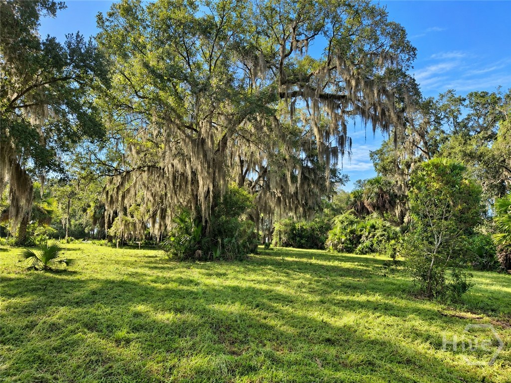 13 Seabreeze Drive Property Photo 5
