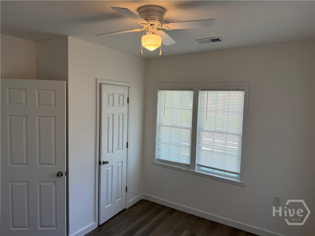 4015 5th Street Property Photo 5
