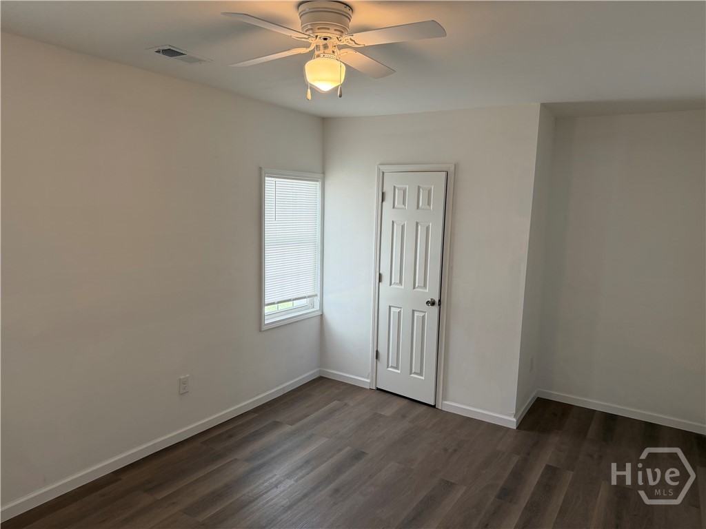 4015 5th Street Property Photo 8