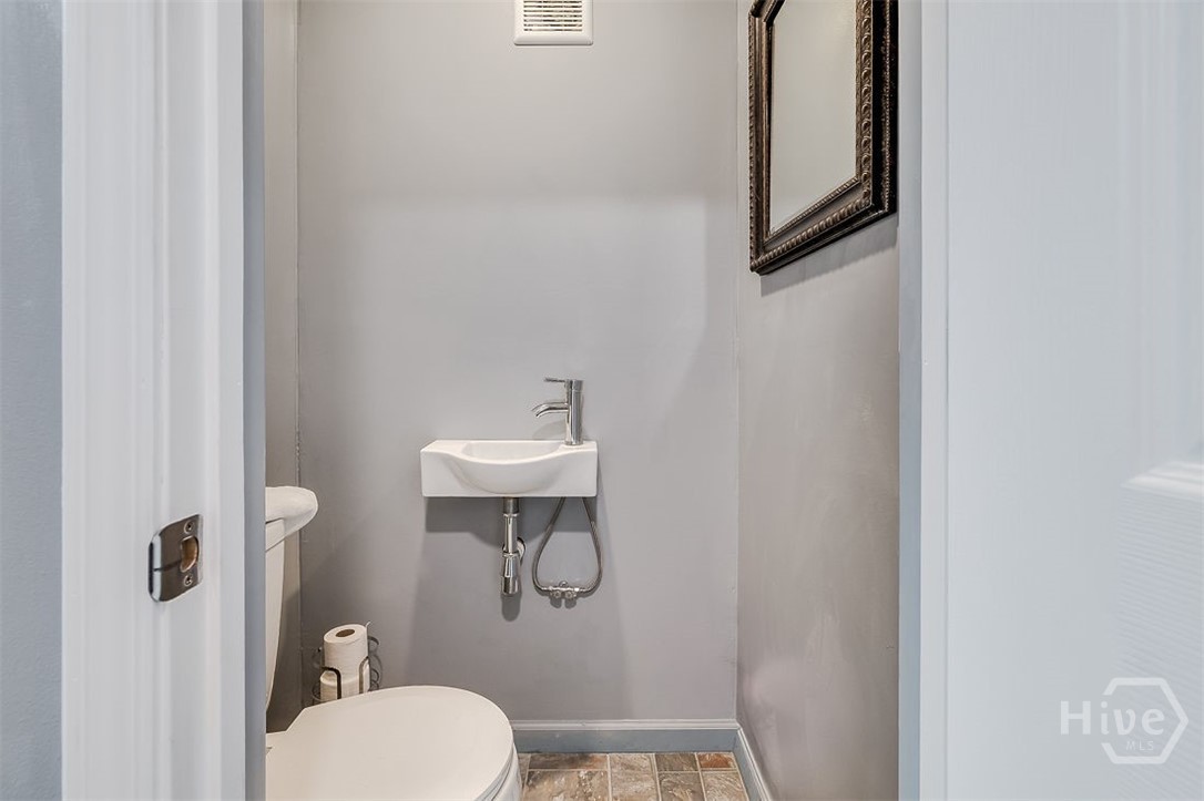 545 Exley Loop Property Photo 44
