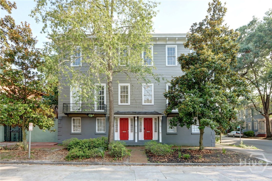 123 W Park Avenue 2 Property Photo 1