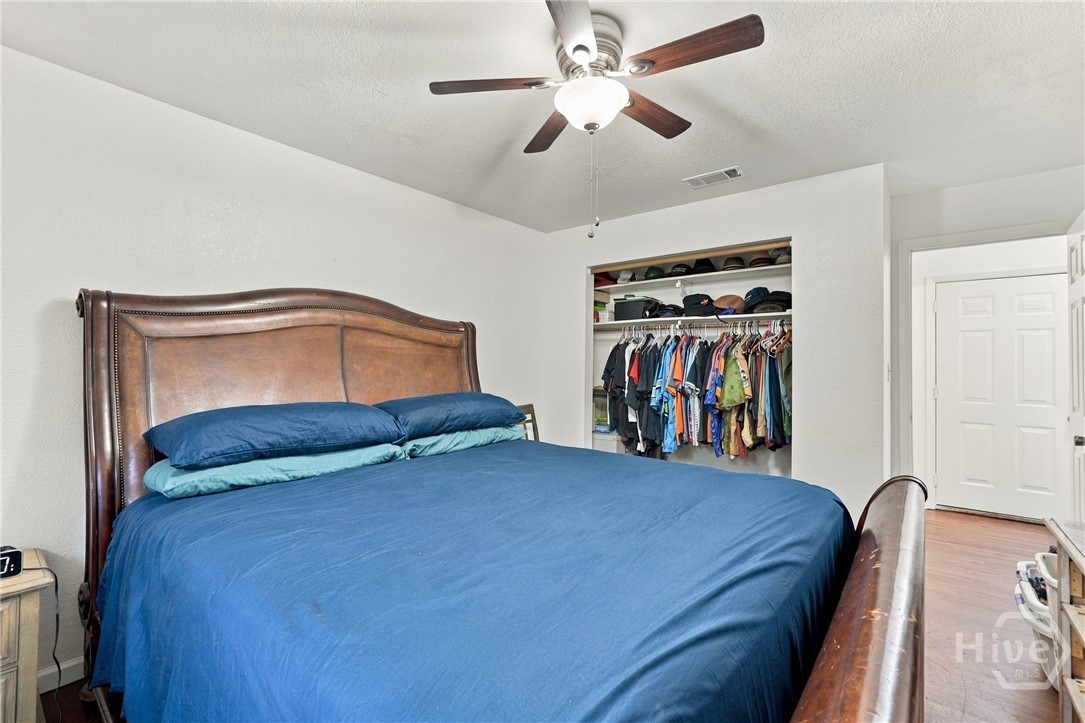 506 Greenbay Avenue Property Photo 16