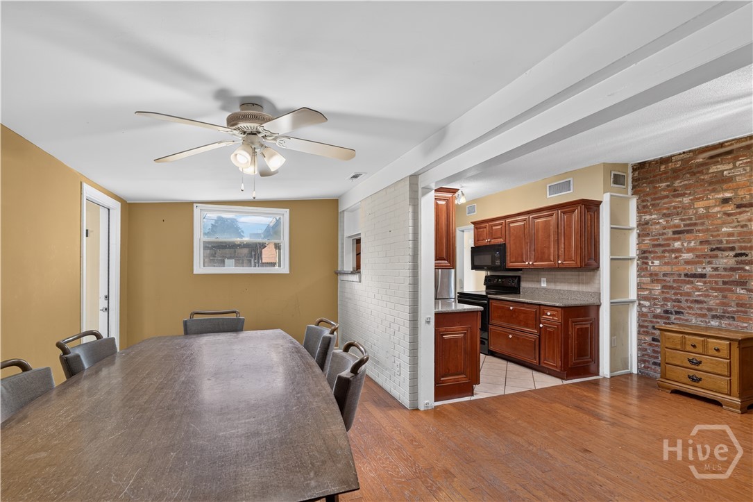 303 E 60th Street Property Photo 16