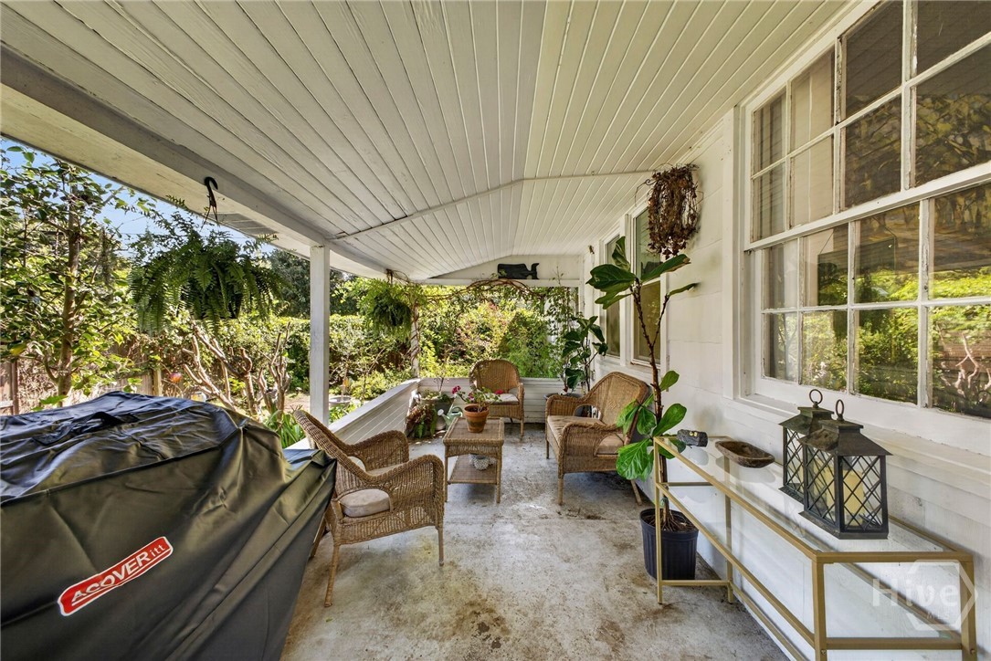1338 E 53rd Street Property Photo 50