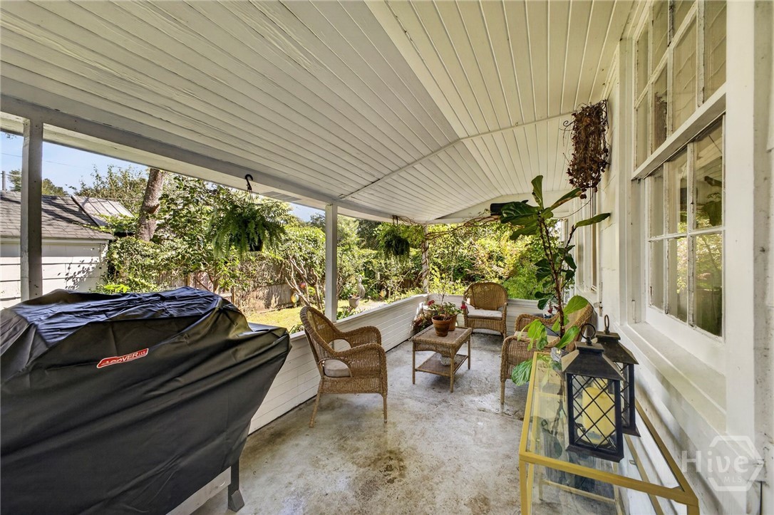 1338 E 53rd Street Property Photo 51