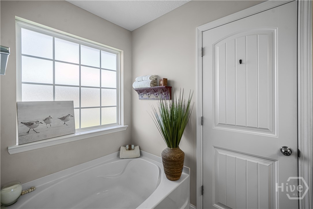 511 Nashview Trail Property Photo 32