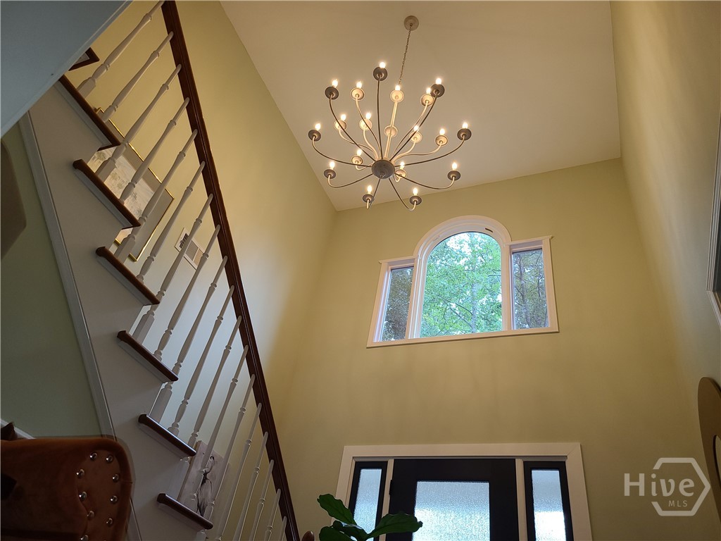 10 Crows Nest Point Property Photo 6