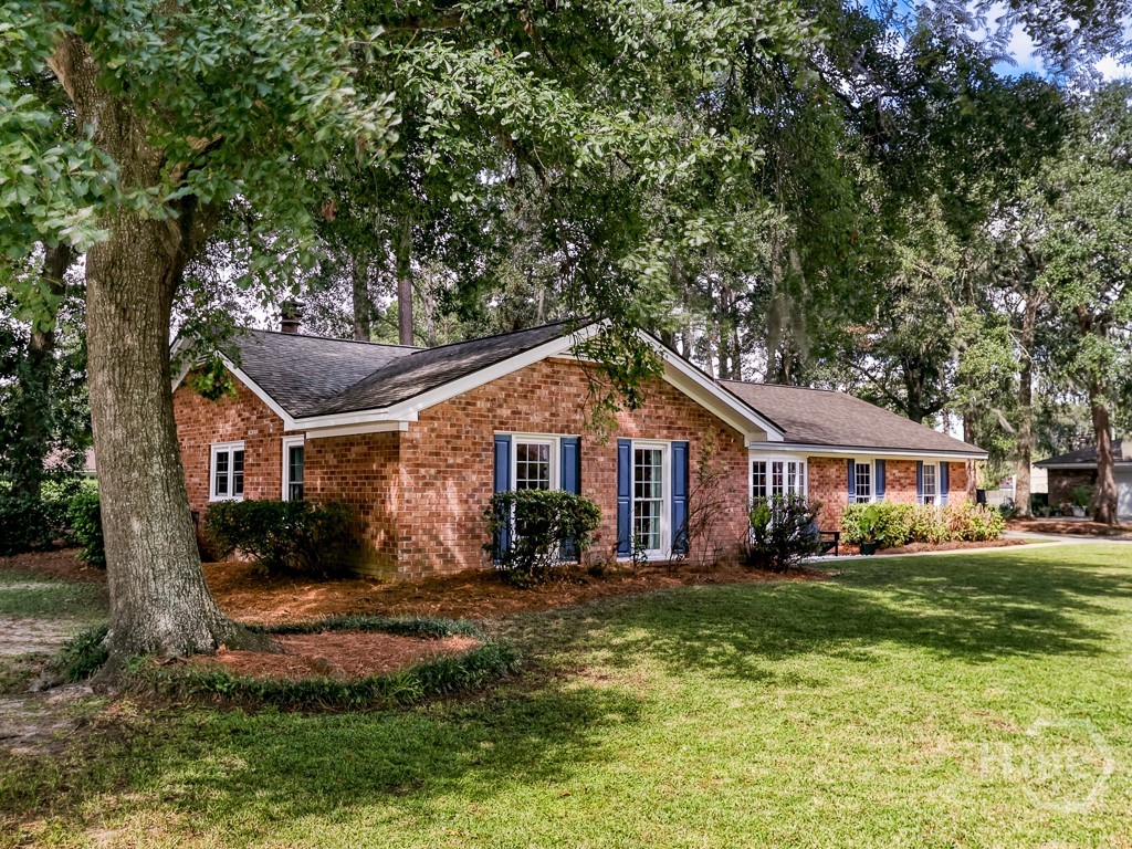 209 Maria Road Property Photo 3