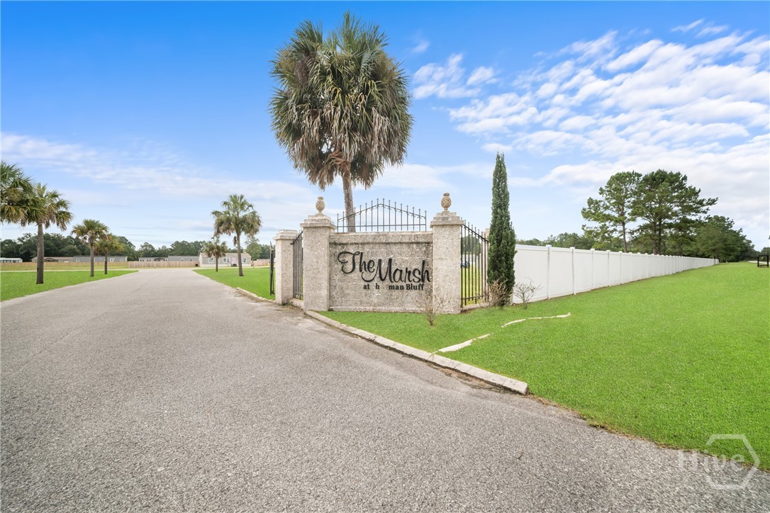 1298 Speckled Trout Circle Property Photo 3