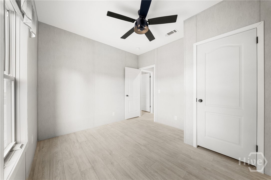 1298 Speckled Trout Circle Property Photo 9