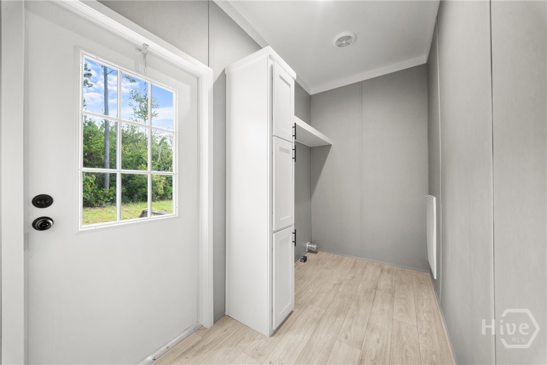 1298 Speckled Trout Circle Property Photo 15