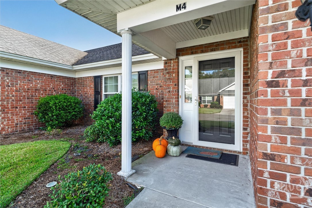 1159 Mohawk Street M4 Property Photo 4