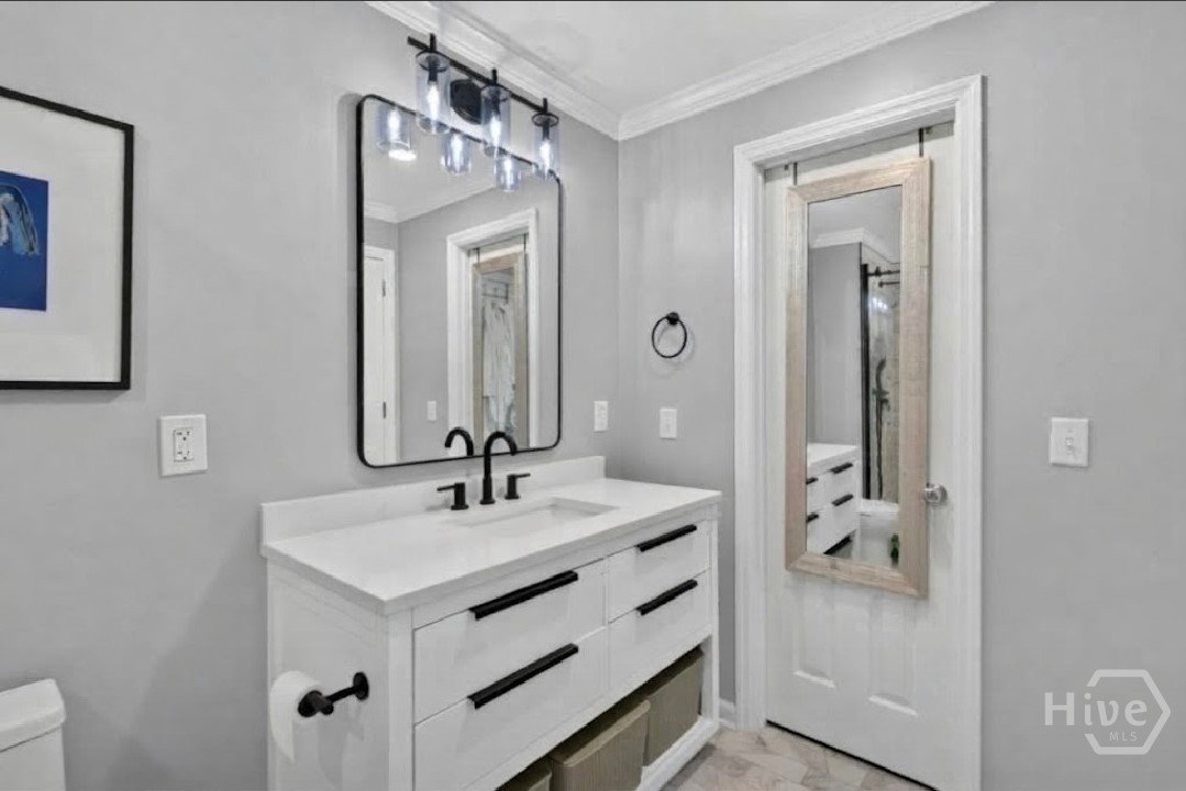 1159 Mohawk Street M4 Property Photo 21