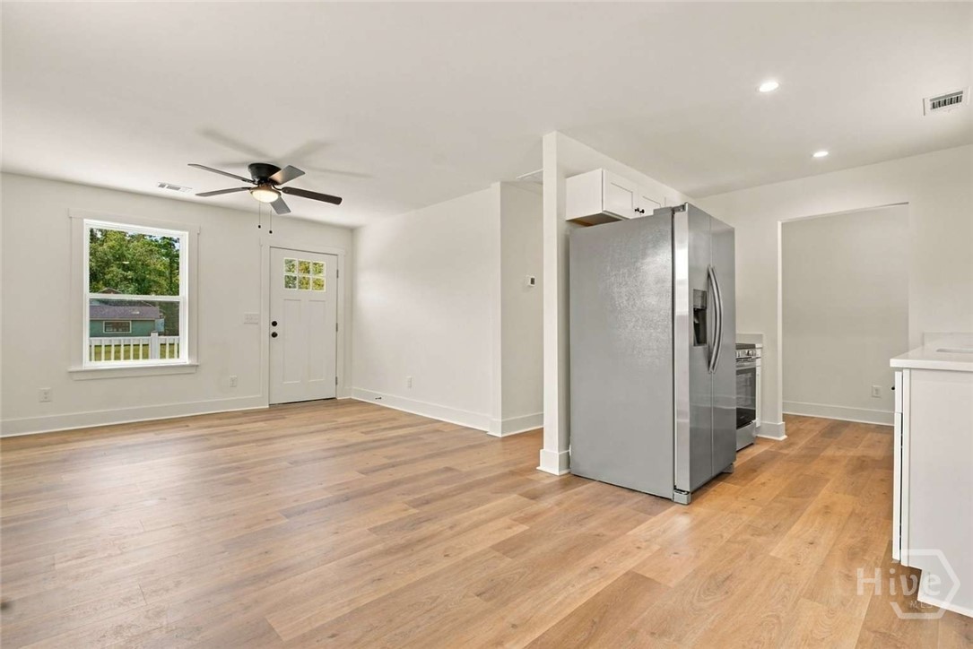 2087 Shaw Road Property Photo 3