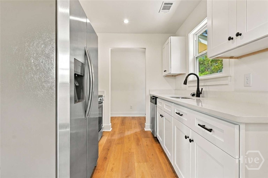 2087 Shaw Road Property Photo 4