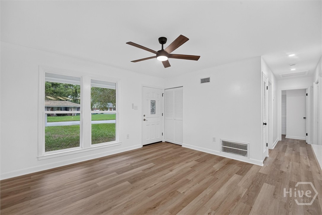 1629 Glen Ridge Drive Property Photo 8
