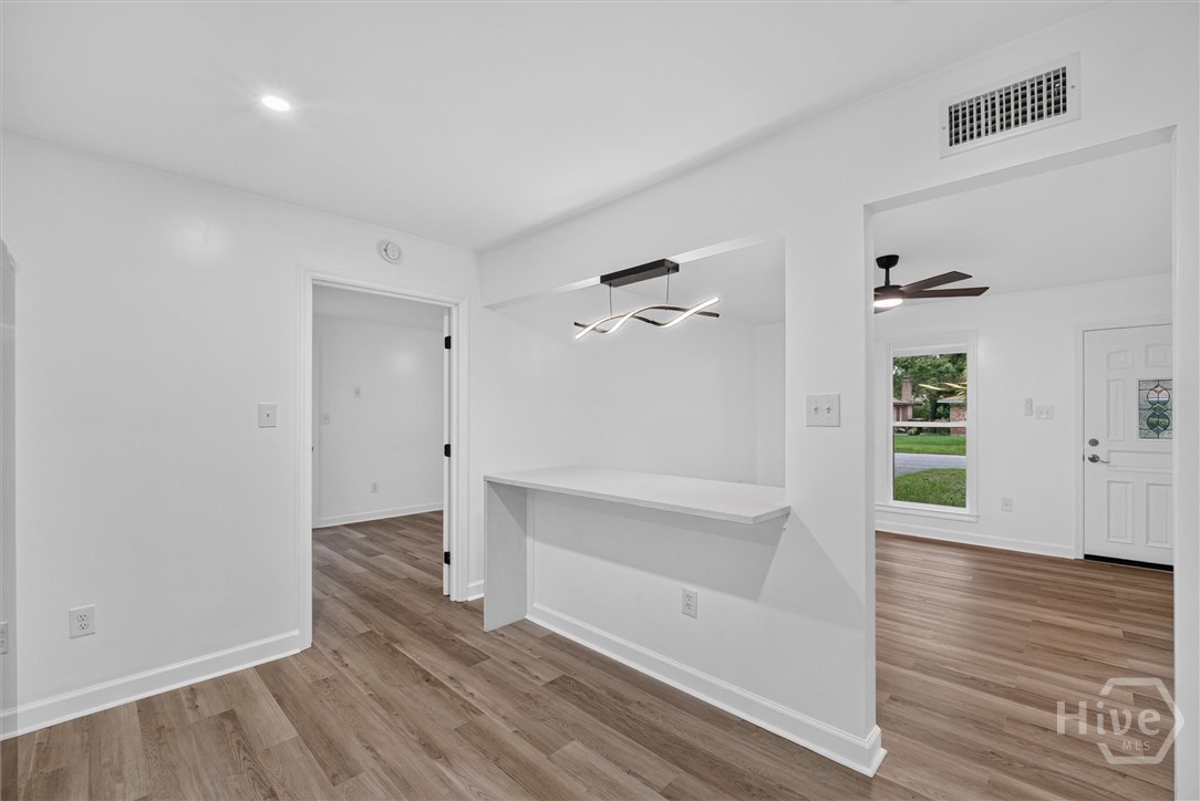 1629 Glen Ridge Drive Property Photo 10